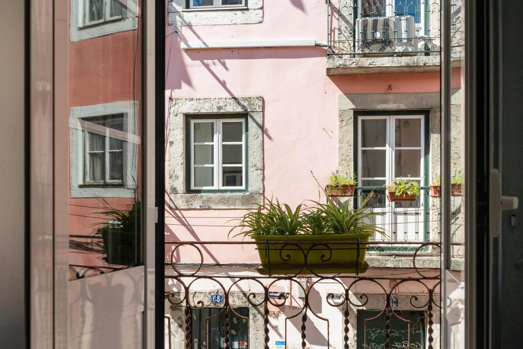 Apartment In Bairro Alto 1 - Lisbon Charm Экстерьер фото